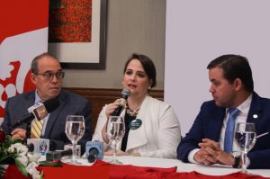 Afirman niños pueden ser alimentados con leche materna de recién paridas diagnosticadas con COVID-19