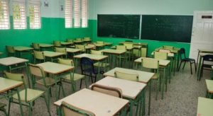 Médicos y diputados se oponen al retorno a las aulas 