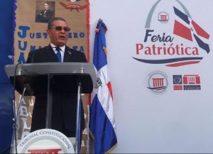 Denuncian escenas indignas en histórico parque Duarte; las atribuyen a falta vigilancia