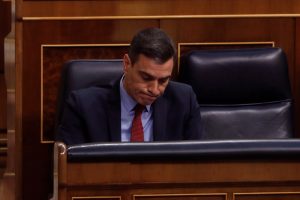 El presidente del Gobierno, Pedro Sánchez durante el pleno del Congreso este miércoles.EFE/J.J. Guillén