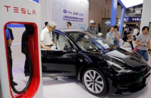 Los beneficios netos de Tesla aumentaron un 218 % en el tercer trimestre