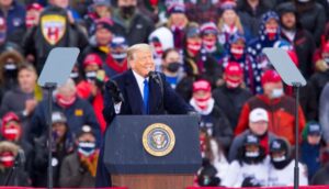 Trump apunta al corazón del medio oeste, mientras Biden corteja a Georgia