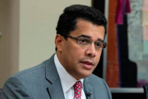 David Collado dice apoya Uber trabaje en República Dominicana