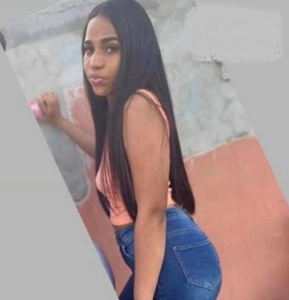 Joven rociada con ácido del diablo aparece en video bailando y compartiendo con amigos