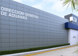 Aduanas y el Cesac firman acuerdo en materia de seguridad y control de los aeropuertos