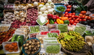 Comerciantes dicen seguirán alzas y carestía de productos