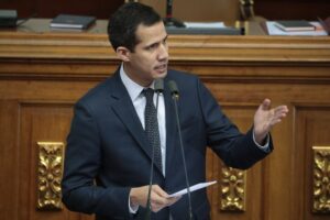La oposición venezolana encabezada por Juan Guaidó planea presentar al presidente de Estados Unidos, Joe Biden, su plan para Venezuela en una gira internacional que podría incluir también el Reino Unido, dijo a Efe Julio Borges. EFE/ Miguel Gutiérrez/Archivo