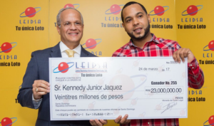 Joven gana RD$23 millones del Loto y lo pierde todo en menos de cuatro años
