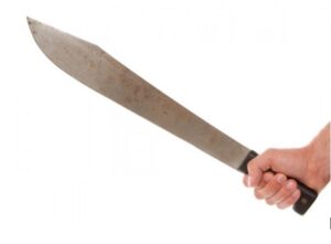 Hombre hiere a su expareja de varios machetazos en los botados de Yamasá