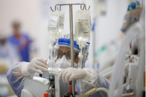 América busca evitar una nueva ola del virus por Semana Santa