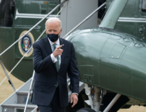 Biden llama 
