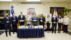 Sanar una Nación entrega medicamentos a la DNCD