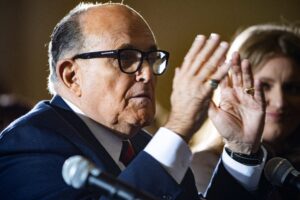 En la imagen, el exalcalde de Nueva York y abogado personal del expresidente Donald Trump, Rudy Giuliani. EFE/Jim Lo Scalzo/Archivo
