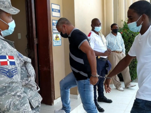 Dictan tres meses de prisión preventiva a hombres acusados de herir a pastor en Samaná 