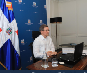 Canciller Roberto Álvarez positivo a la COVID-19