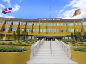JCE amplía a 15 las oficialías que entregarán actas validadas