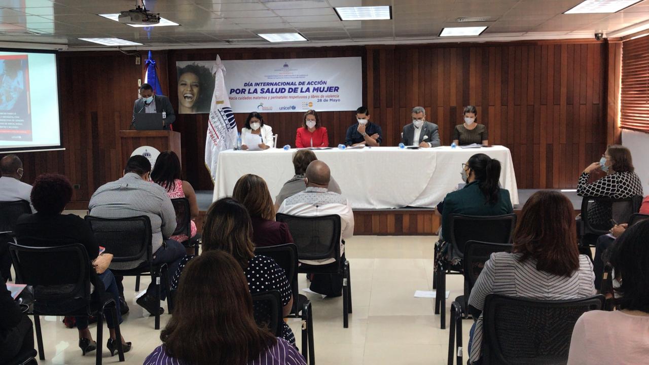 Lanzan política de atención obstétrica y neonatal con perspectiva