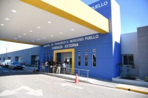 Inician traslado pacientes a otros centros por alta ocupación hospitalaria 