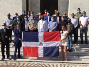 Presidente del Círculo de Reporteros Gráficos pide a sus miembros vacunarse contra COVID-19