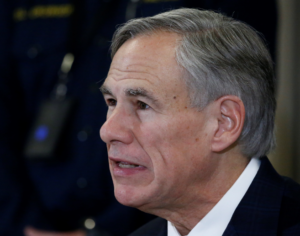 Texas prohíbe a las escuelas públicas que exijan el uso de mascarilla