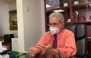 Waldo Ariel Suero califica como “grave error” eventual retorno aulas