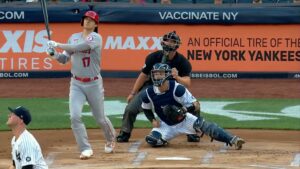 Ohtani iguala a Vladi con su 1er HR en N.Y.