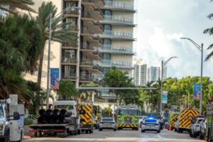Continúan labores de rescate en derrumbe en Miami; suman 11 fallecidos 