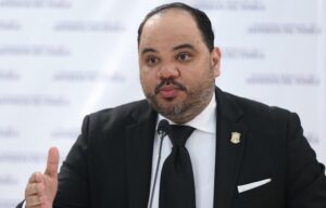 Senado juramenta nuevo Defensor del Pueblo, suplentes y adjuntos