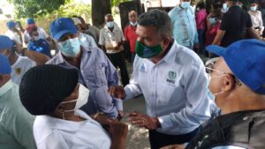 Personal de la DGDC y SP se suma a jornada de vacunación contra COVID-19