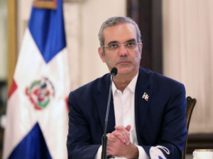 Presidente Abinader activa COE ante colapso techo centro de diversión Jet Set