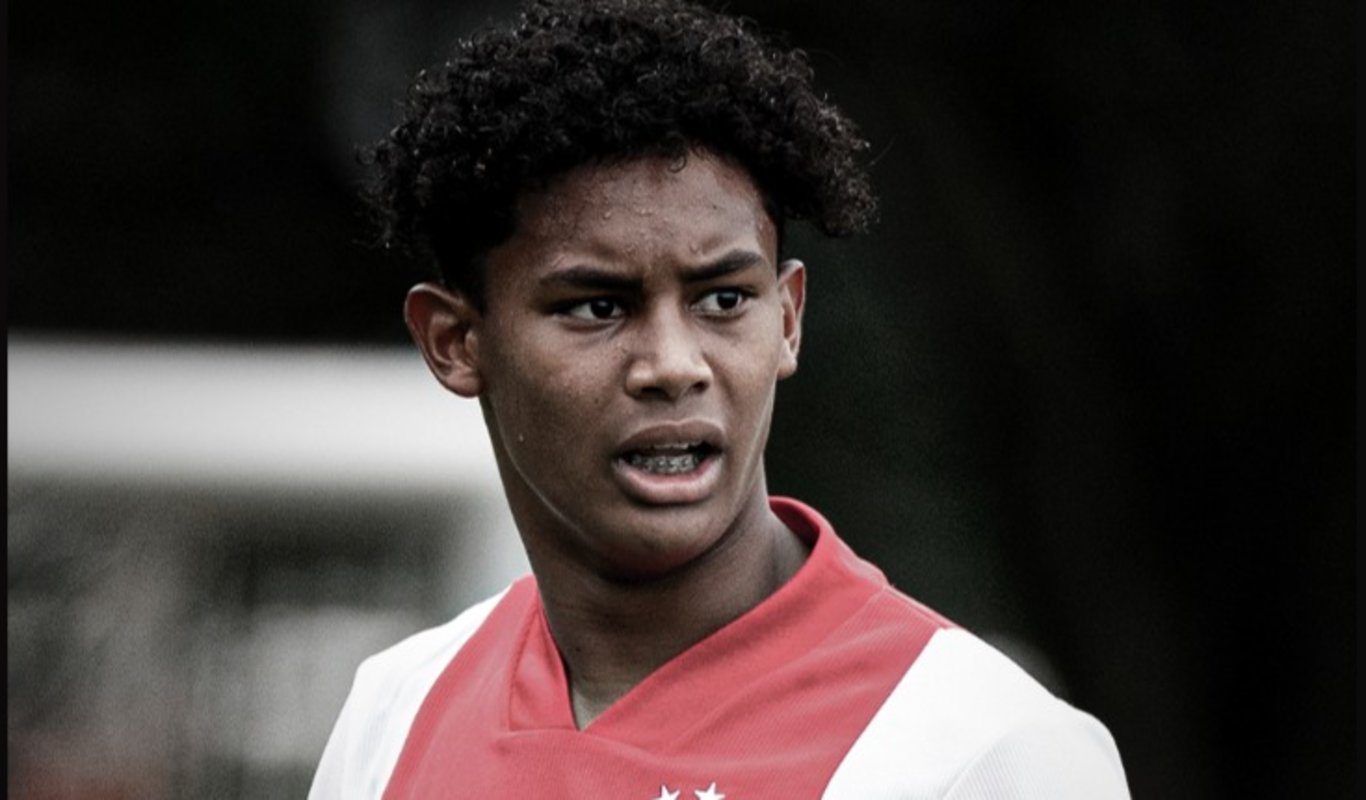 Futbolista Noah Gesser