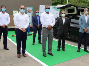 Edesur instala supercargador dual para vehículos eléctricos