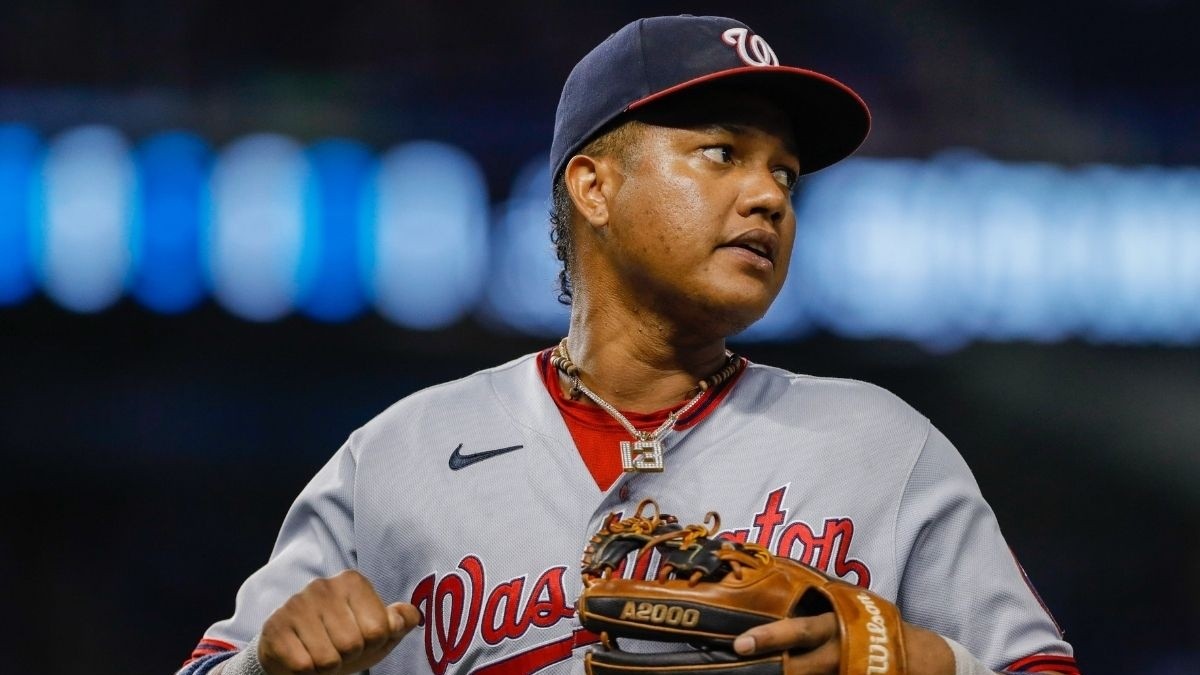 MLB suspende a Starlin Castro por violar política de violencia doméstica