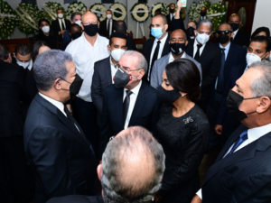 Velatorio doña Yolanda reúne principales líderes políticos