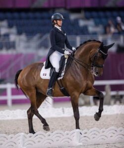 Yvonne Losos de Muñiz finalizó en el puesto 22 de la ronda clasificatoria en la modalidad de adiestramiento individual en Tokio.