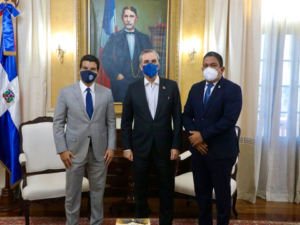 Diputado Moisés Ayala pospone aspiraciones a vocería del bloque PRM