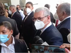Gonzalo Castillo acude a dar pésame al expresidente Leonel Fernández 