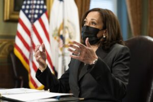 Harris presenta su plan contra las causas de la inmigración