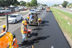 Habilitarán carril provisional en La Penda por construcción en autopista Duarte 