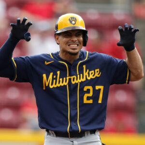 Willy Adames, torpedero de los Cerveceros, fue nombrado Jugador de la Semana de la Liga Nacional, presentado por Chevrolet.