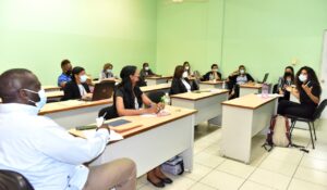 MINERD realiza mesa consultiva para prevenir violencia escolar