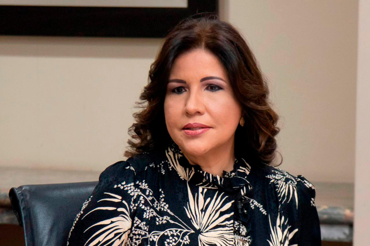 Margarita pide a Dios por la salud de madre de Leonel