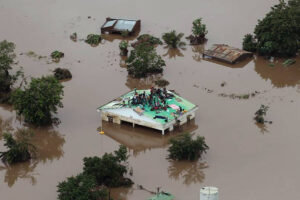 150 muertos en Afganistán por inundaciones