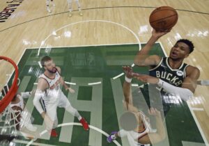 Con otra exhibición de 41 puntos y 13 rebotes de Giannis Antetokounmpo, los Bucks de Milwaukee vencieron 120-100 a los Suns de Phoenix.