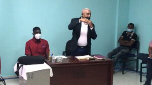 Monte Plata: Acuerdan protocolo sanitario para reapertura de galleras