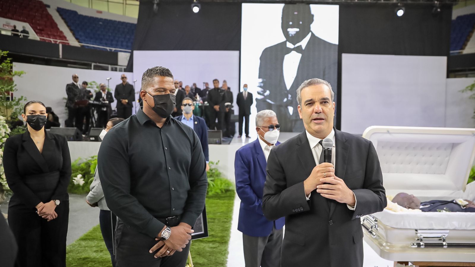 Abinader sobre Johnny Ventura: "El pueblo dominicano debe imitar sus acciones"