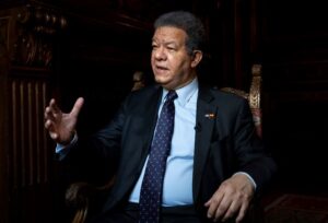 Leonel recordó que el mandatario haitiano ya había hecho referencias a amenazas de golpe de Estado