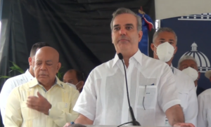 Abinader reveló que en el primer semestre de este año, las exportaciones de zona franca han aumentado un 34 por ciento en comparación con el año pasado