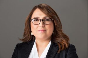 La periodista Emelyn Baldera fue elegida por segunda vez en su carrera como presidenta de Acroarte para el período 2021-2023 