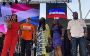 Artistas dominicanos de gran fama reactivaron la industria del espectáculo, rezagada desde hacía más de un año debido a la pandemia